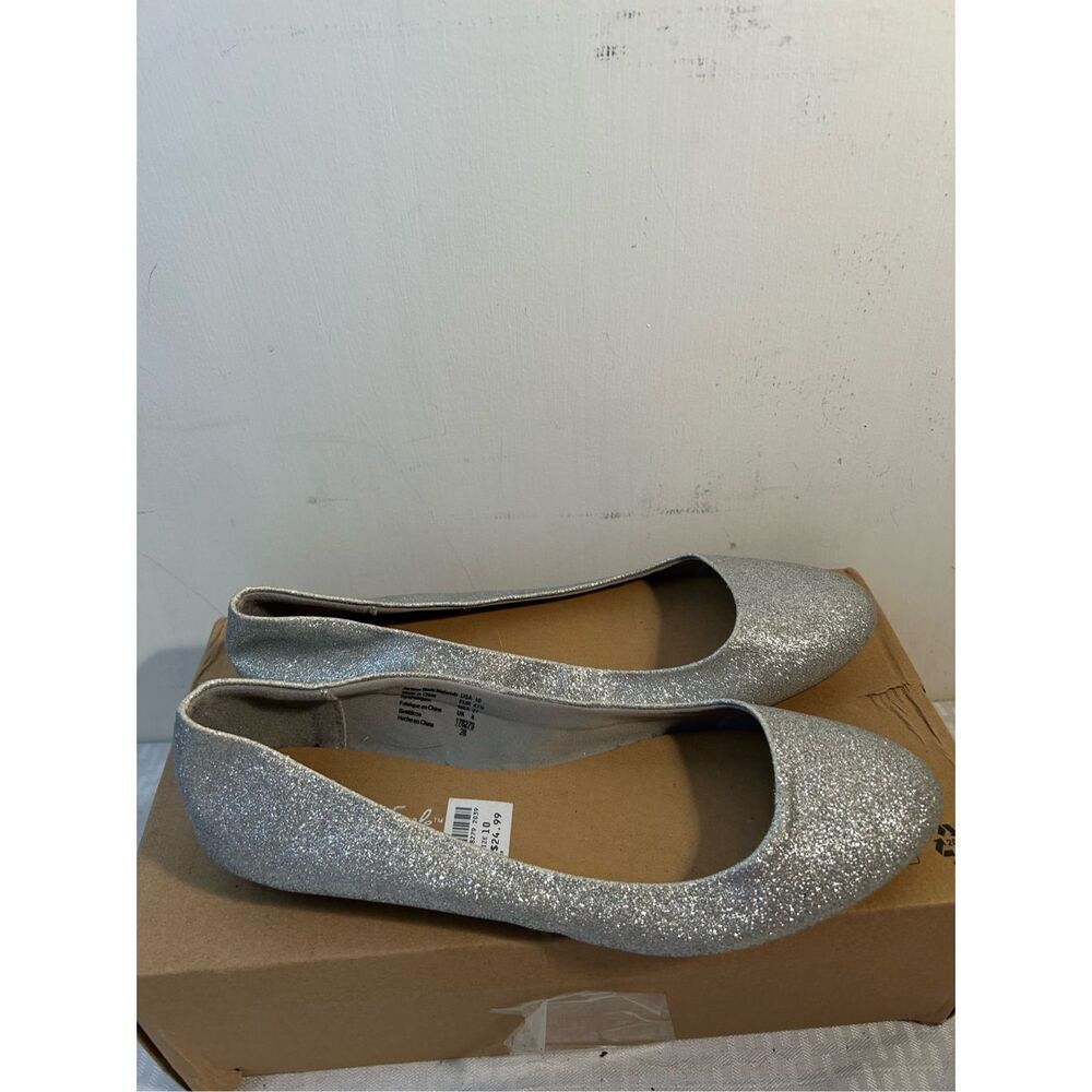 American eagles silver sparkles flats size 10 shoes
